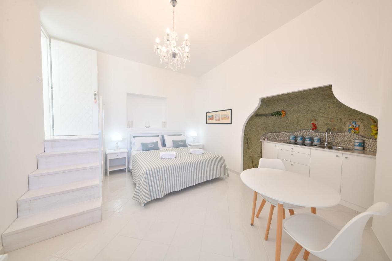 King Suite - Luxury Rooms Forio  Bagian luar foto