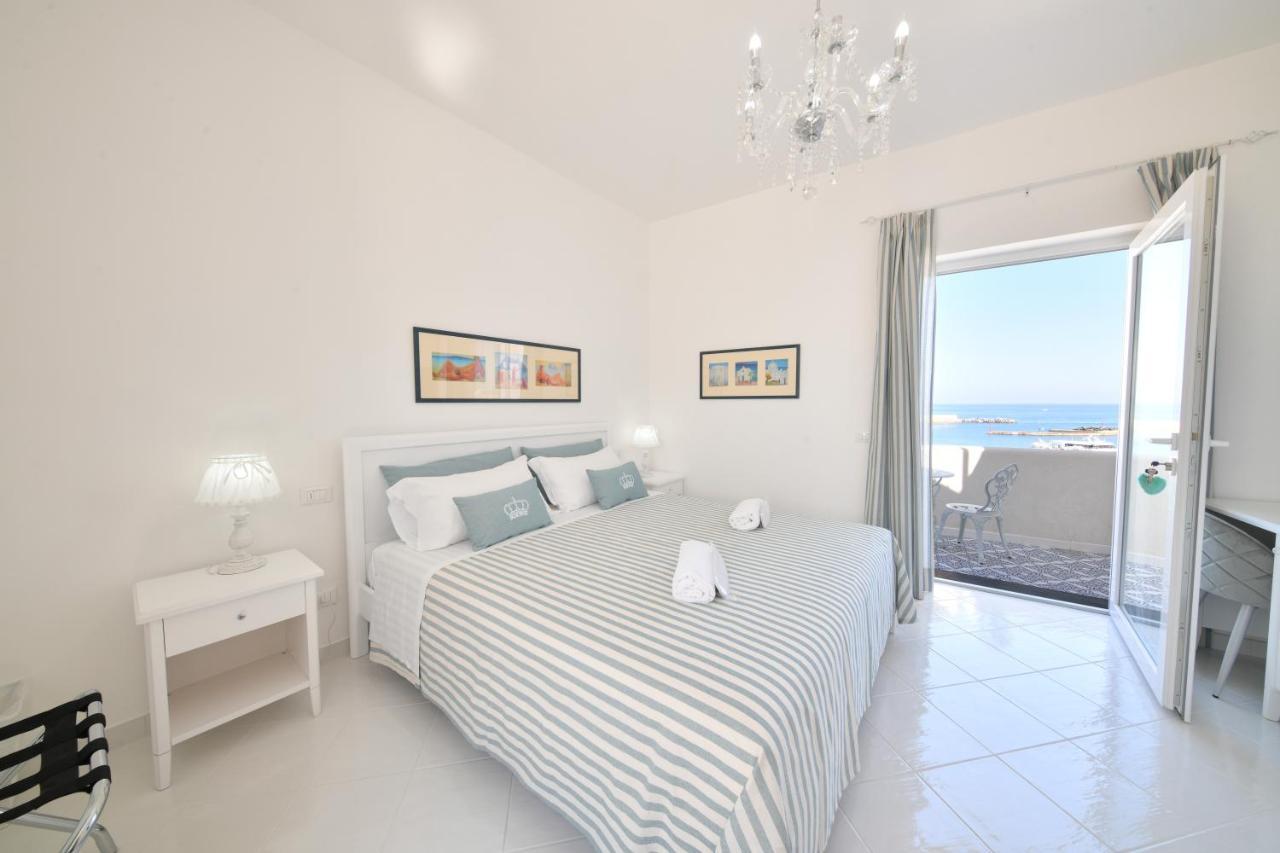 King Suite - Luxury Rooms Forio  Bagian luar foto