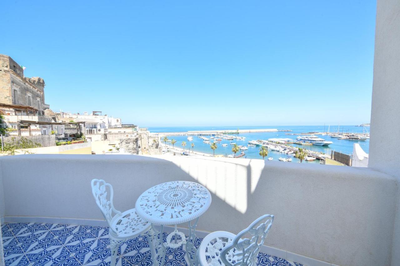 King Suite - Luxury Rooms Forio  Bagian luar foto